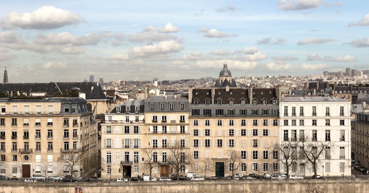 découvrez des destinations romantiques inoubliables où l'amour est à l'honneur. évadez-vous avec votre partenaire vers des lieux enchanteurs, des plages paradisiaques et des paysages pittoresques, parfaits pour vivre des moments d'exception ensemble.